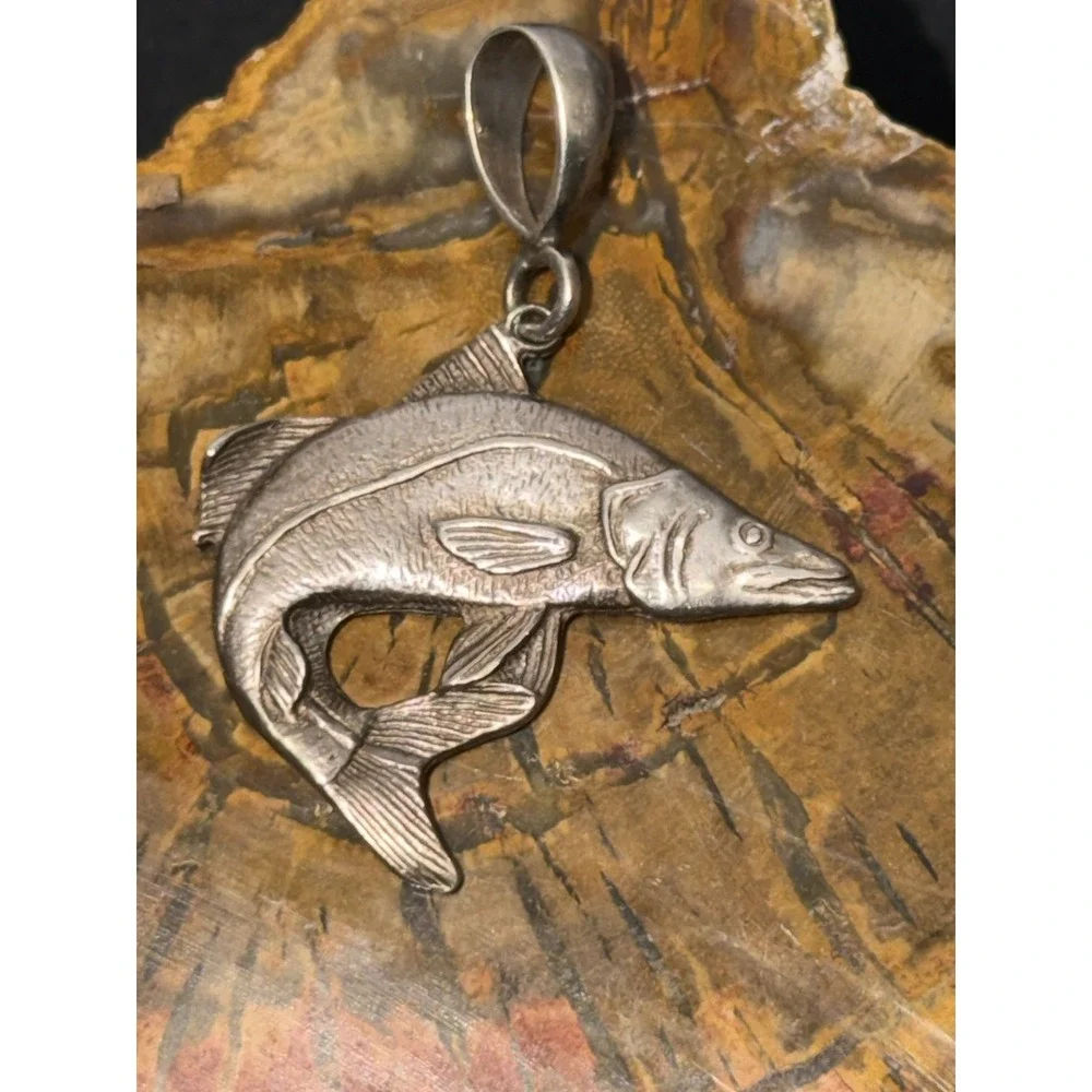 44.6g Solid 925 Sterling Silver 22in Figaro Chain W/ Snook Pendant Italy DES